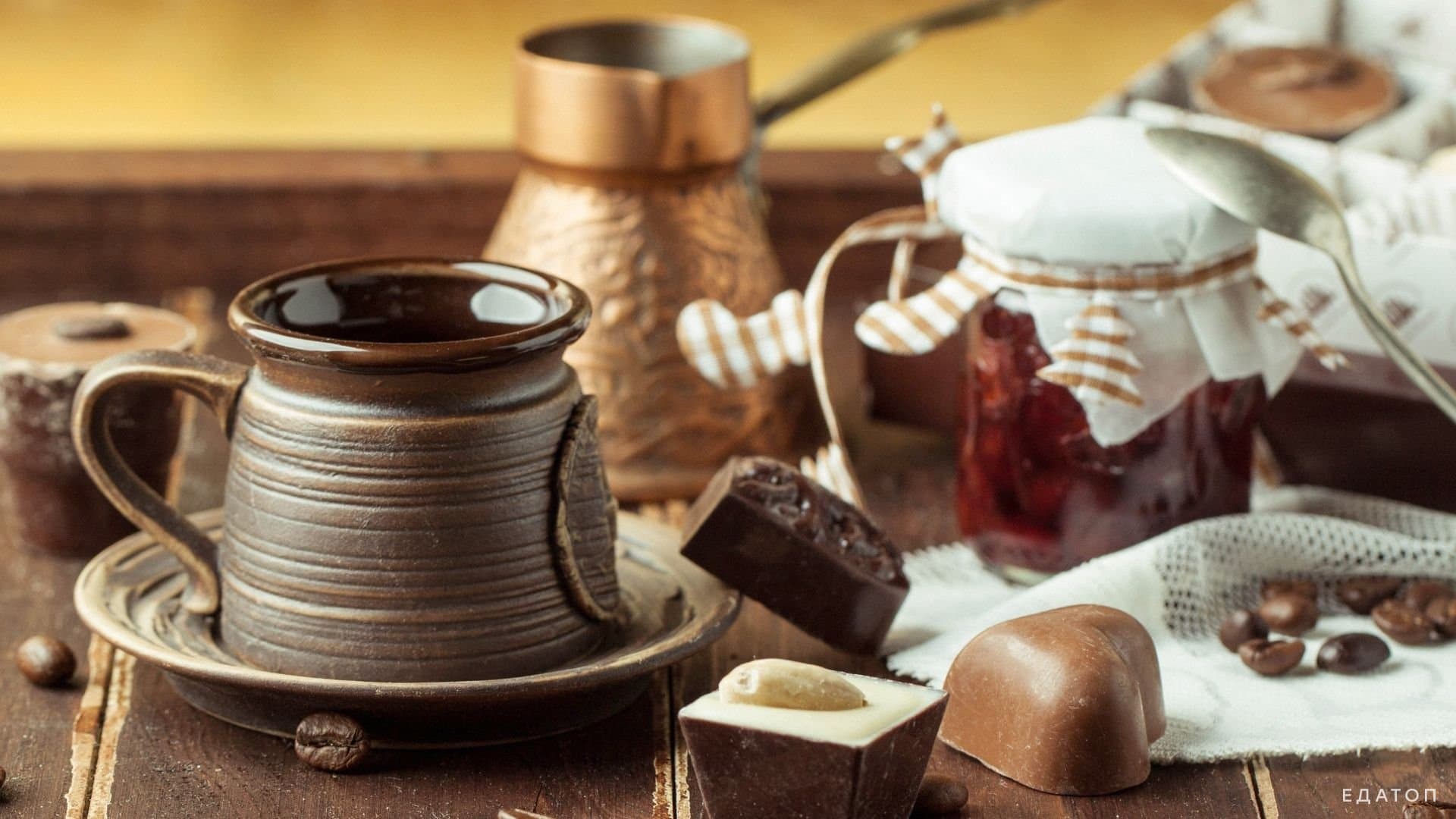 Кофе и шоколад нельзя употреблять при анемии.