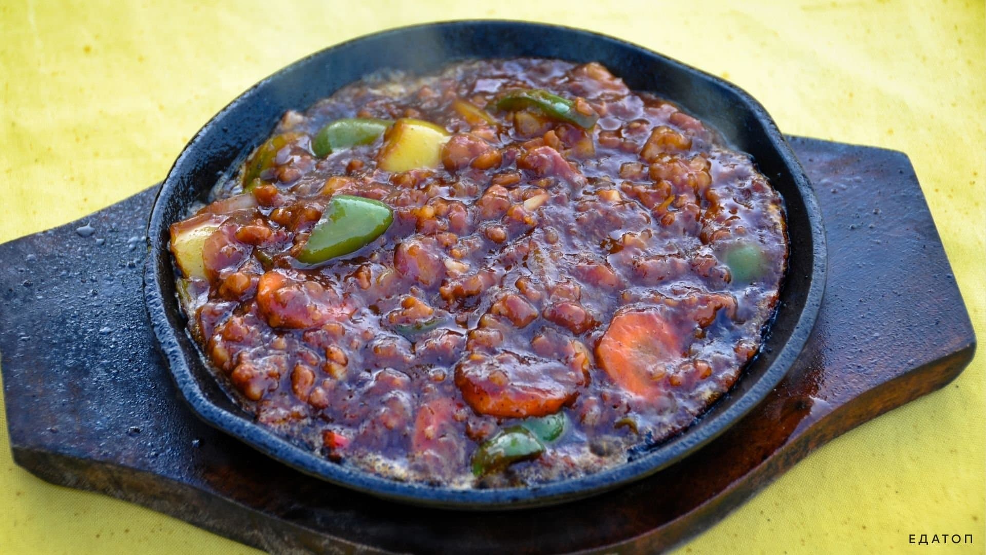 Мясо крокодила – деликатесное блюдо в австралийской кухне.