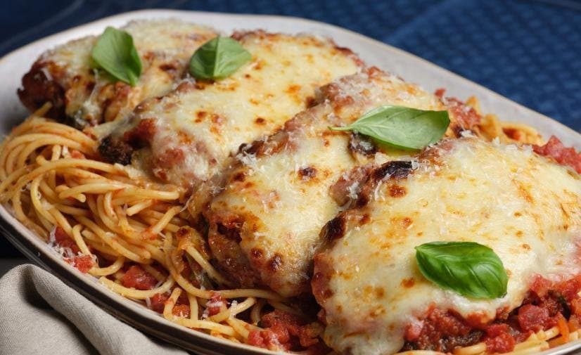 Куриный шницель с пармезаном.