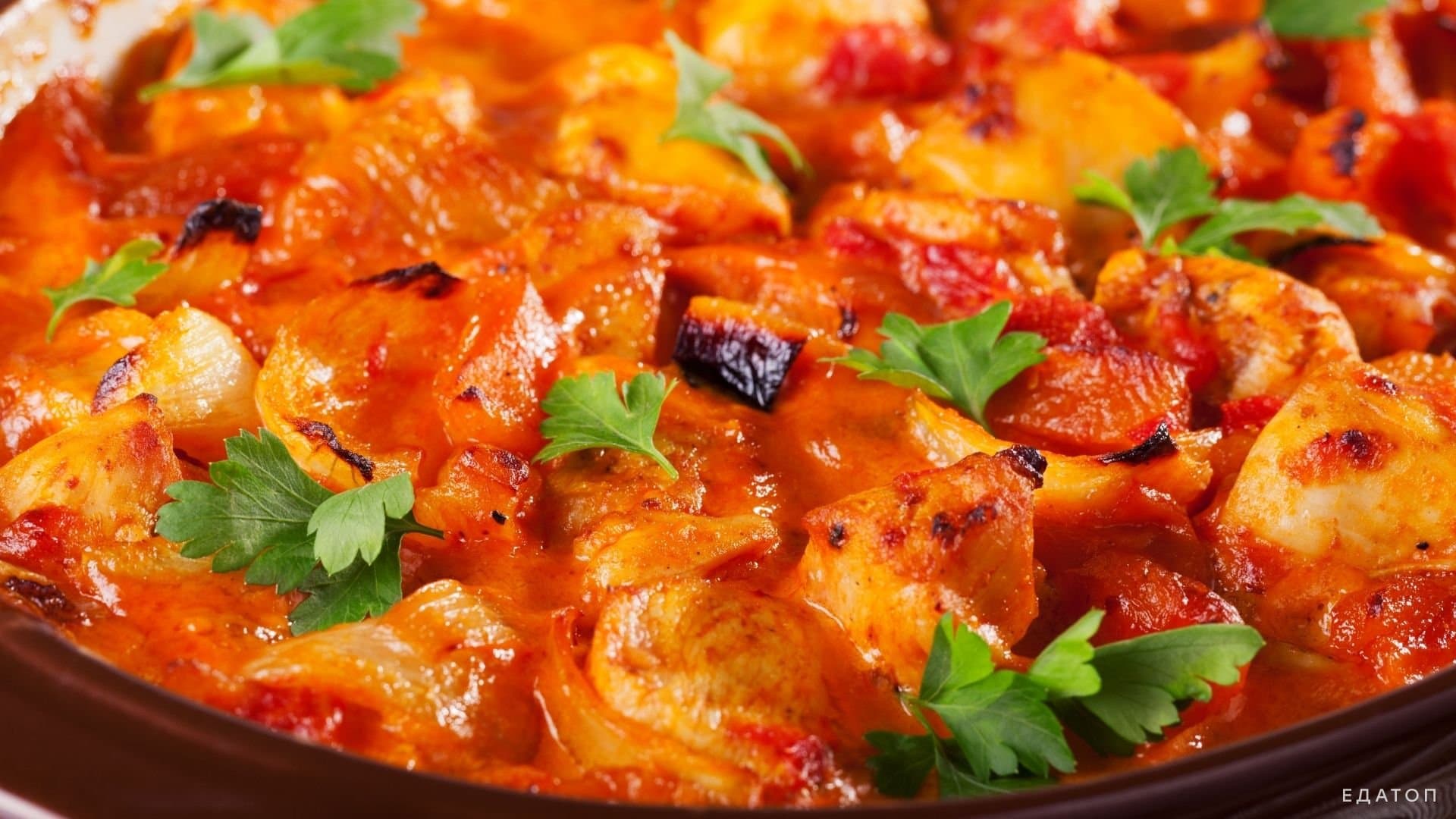 Питательная запеканка с курицей и кабачком.