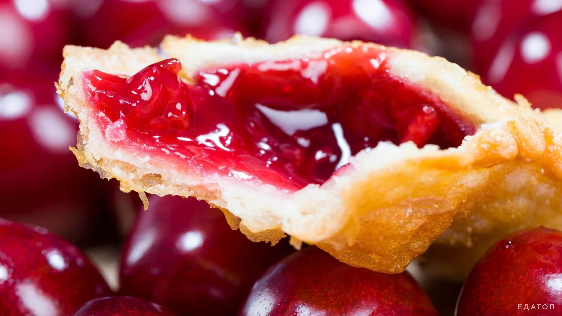 Из сочных ягод черешни можно приготовить различные блюда.