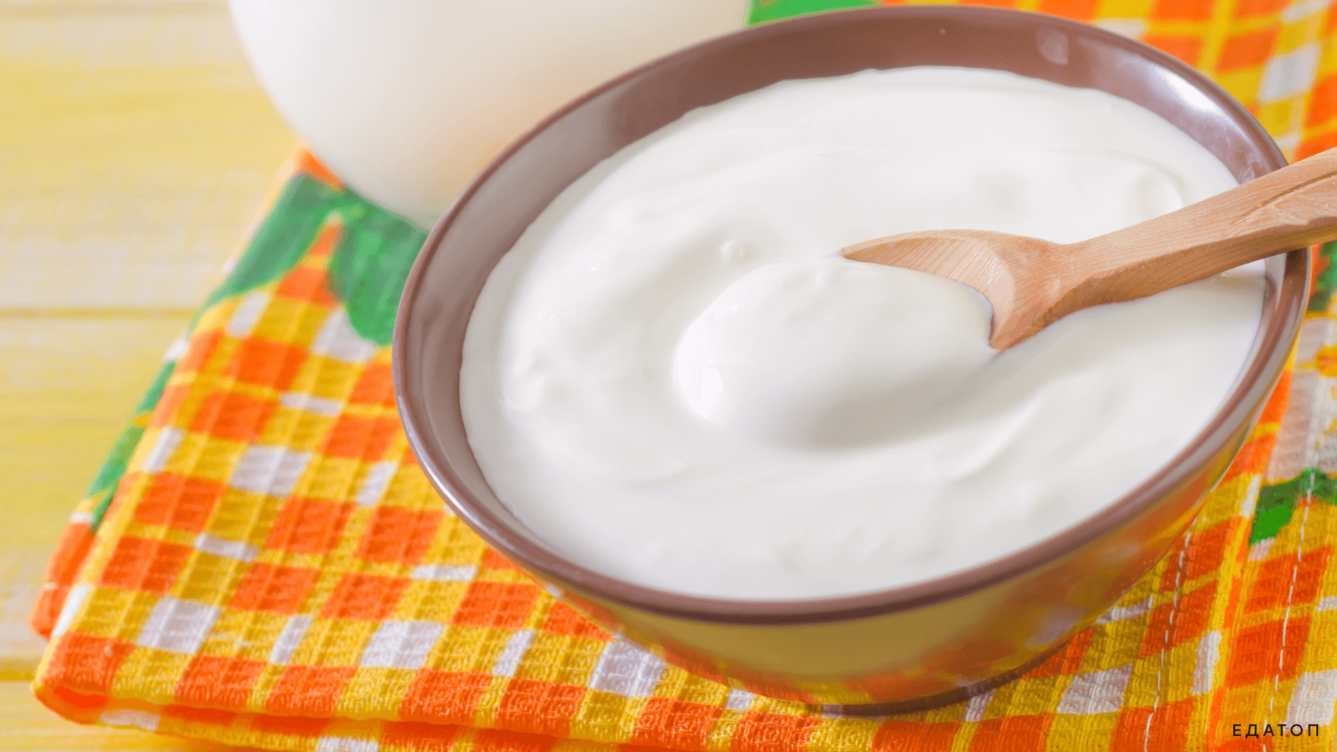 К кисломолочным продуктам приучают с 32 недели.