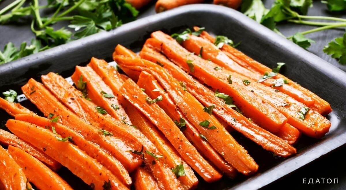 Печеная морковь - вкусное постное блюдо.